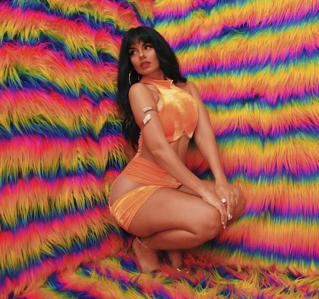 Myverse modelo bonita galería