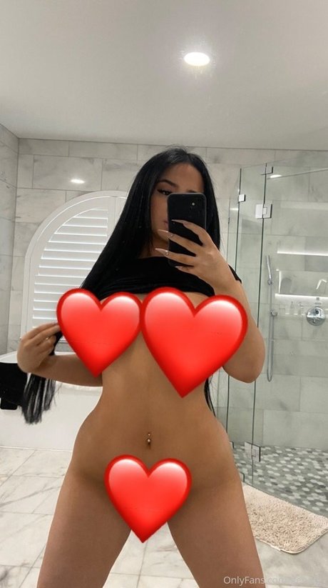 Genatg_ modelo atractivo imágenes