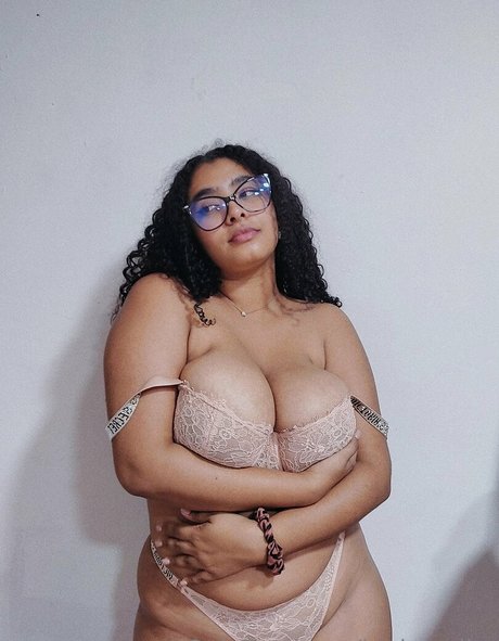 Karlamelito actriz desnuda recopilación