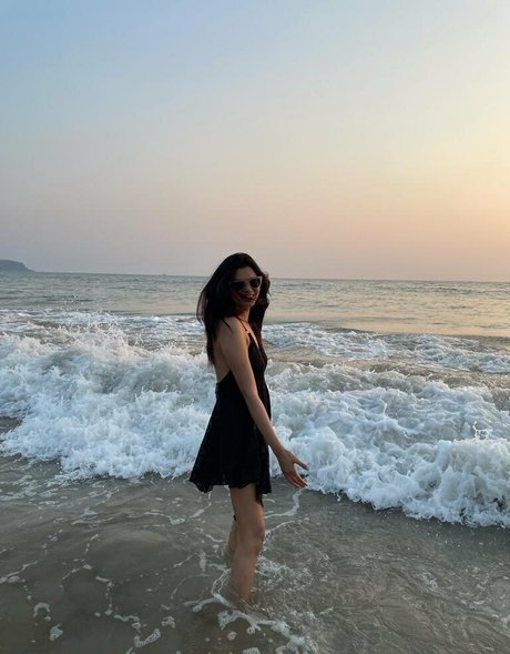 shraddhaforyou estrella caliente imágenes