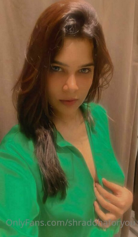 shraddhaforyou actriz erótica imágenes