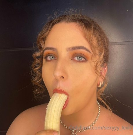 sexyyy lexiii desnudos de estrellas imagen