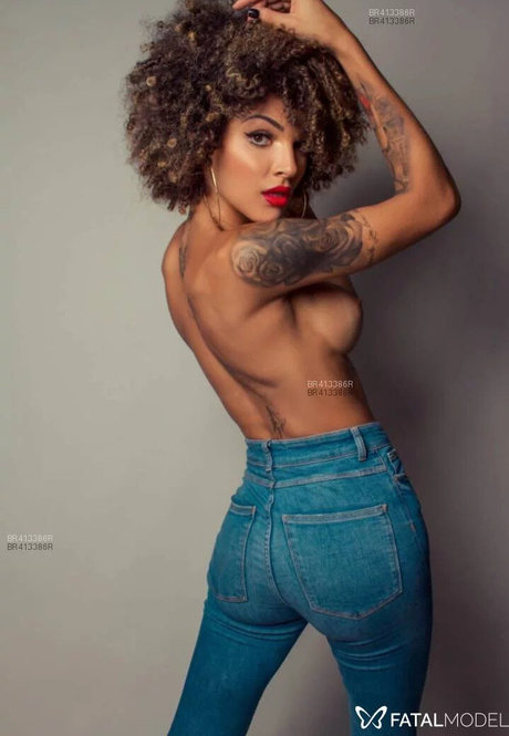 Thalita Silva modelo caliente archivo