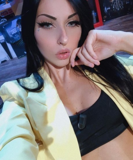 Giada Cristina Bessi modelo sexual galerías