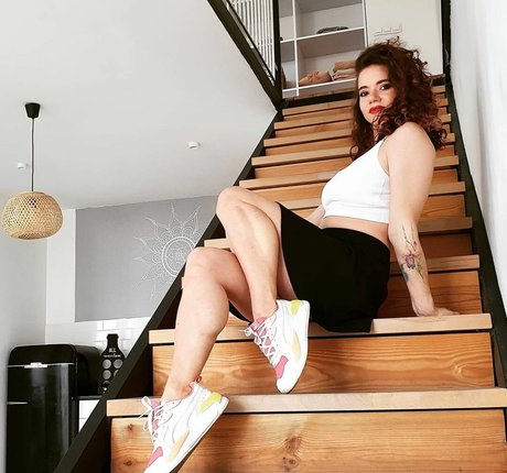 solo fans de mujeres asiáticas de talla grande bastante sexy imagen