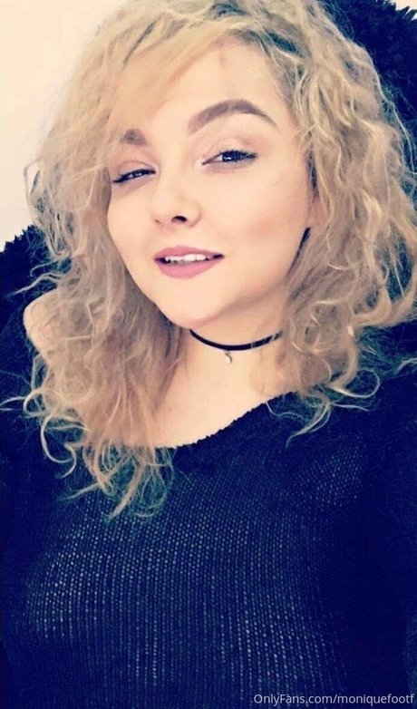 moniiquexxx estrella libre foto