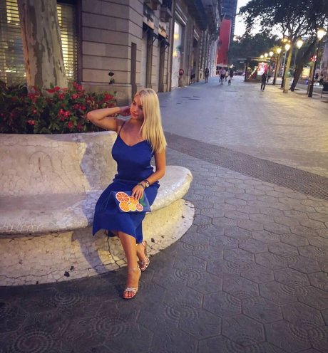 Andreea Ungur modelo caliente imagen