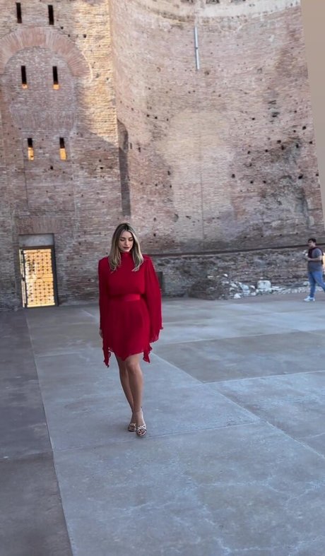 Andreea Ungur estrella porno bonita galería