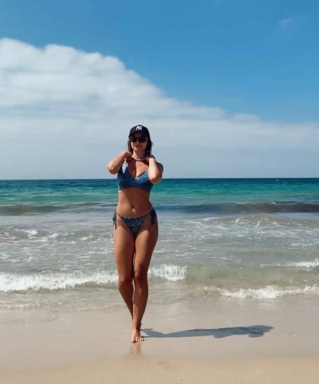 Andreea Ungur modelo gratis recopilación