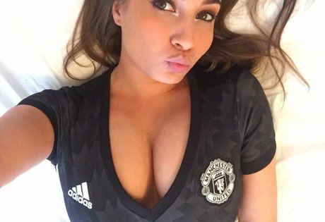 Katrina Maria modelo desnudo imágenes