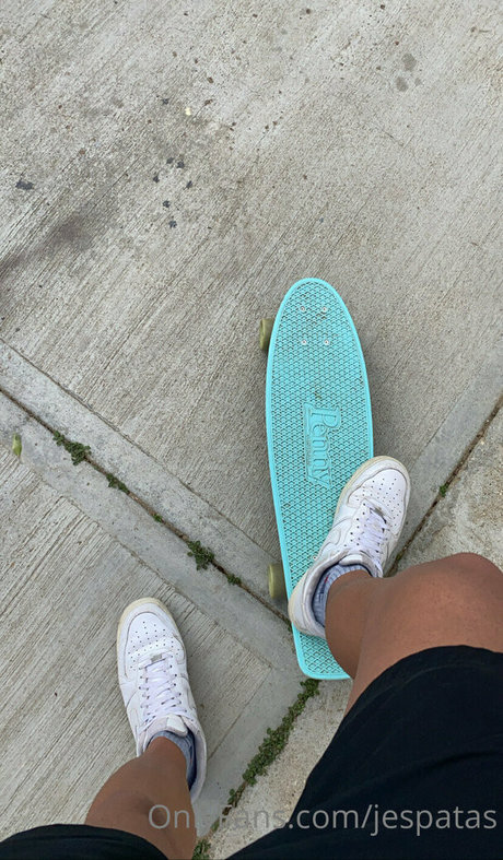 jespatas desnudos estrella imagen