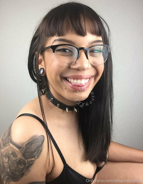 leilacherryfree buen modelo galería