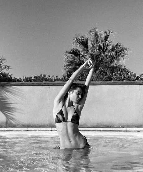 Poqssi estrella porno exclusiva foto