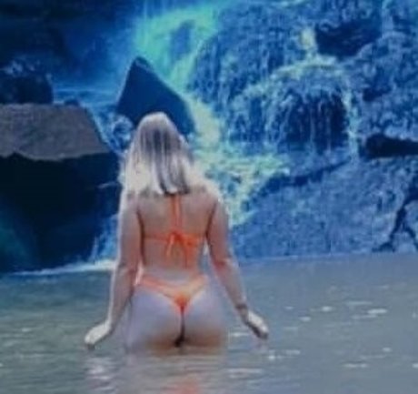 sabrinahnl arte modelo archivo