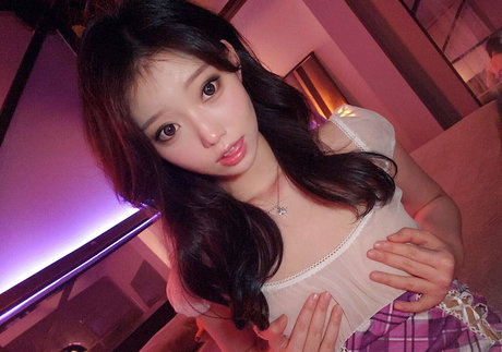 Asianalison estrella porno de alta calidad imagen