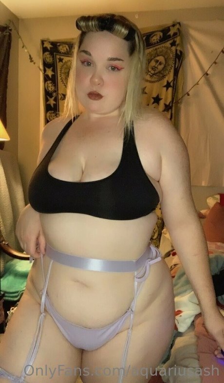 onlyfans hinchados pornografica erótica foto