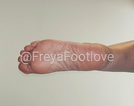 freyafootlove modelo perfecto galería