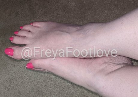 freyafootlove mejor estrella porno foto