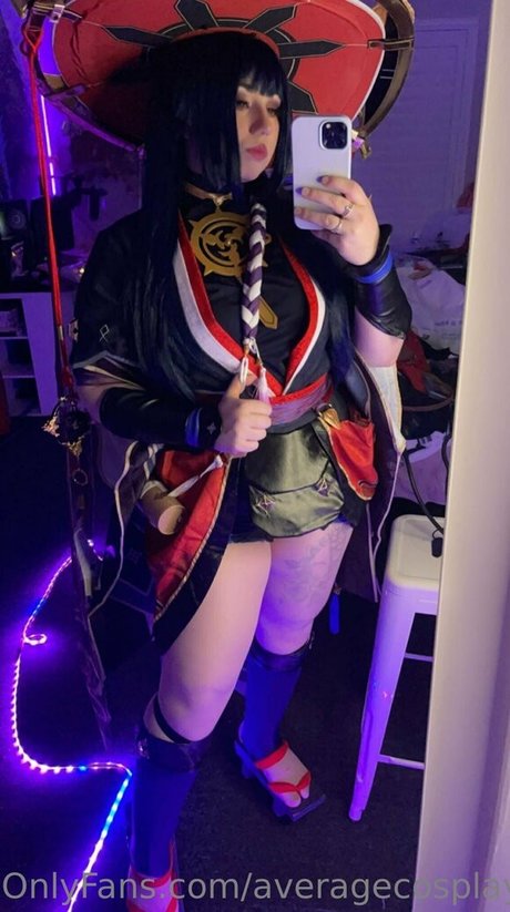 averagecosplays actriz de desnudos recopilación