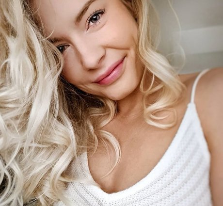 Laura Nieminen actriz erótica archivo