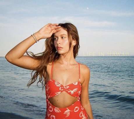 Natasha Bure xxx estrella porno archivo