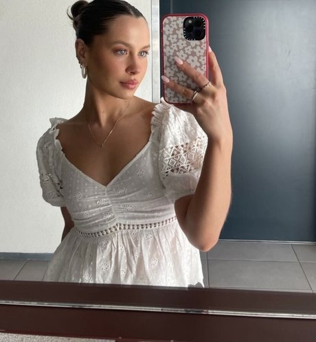 Natasha Bure actriz exclusiva foto