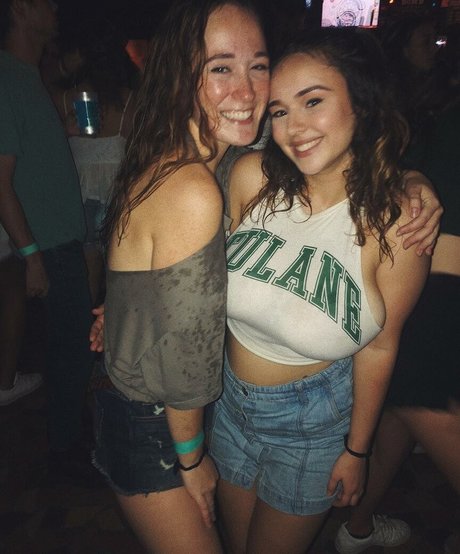 Julia F modelo hermosa archivo