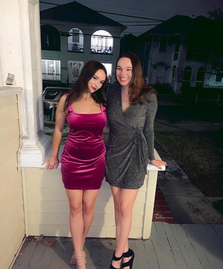 Julia F estrella porno caliente galerías