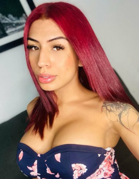 Ryah Vegas actriz de desnudos galería