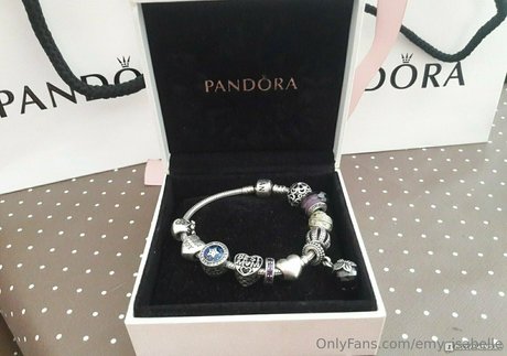 emy isabelle actriz de alta definición imagen