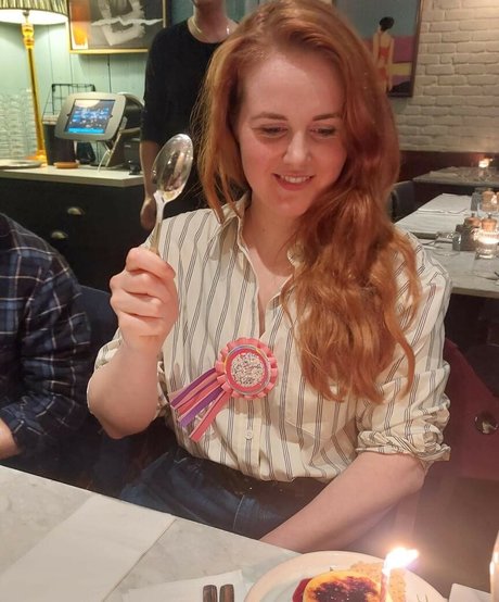 Beth Roars xxx estrella porno imágenes