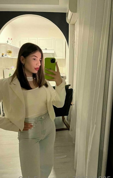 saddleviola actriz perfecta imágenes