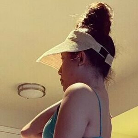 xxmyty1xx actriz atractiva imagen