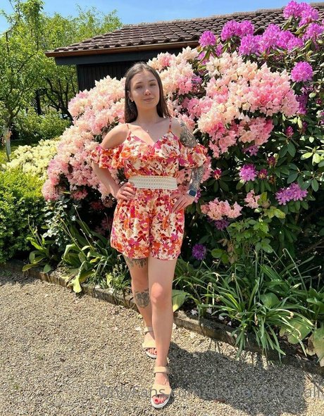 scarletwaterfall actriz de alta definición imágenes