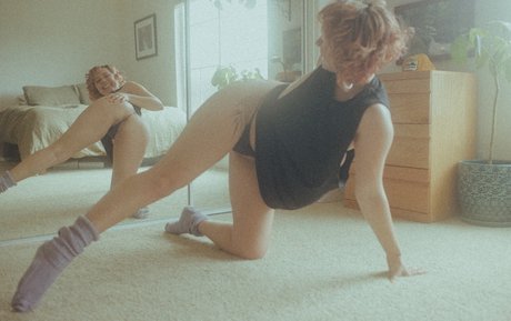 Divine Natalie White estrella sexy fotos