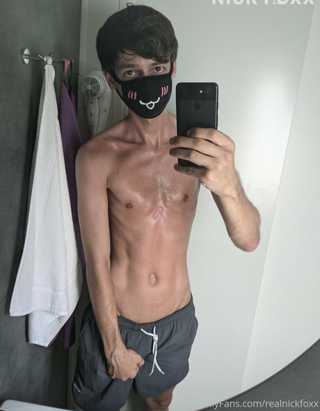 realnickfoxx actriz perfecta galerías