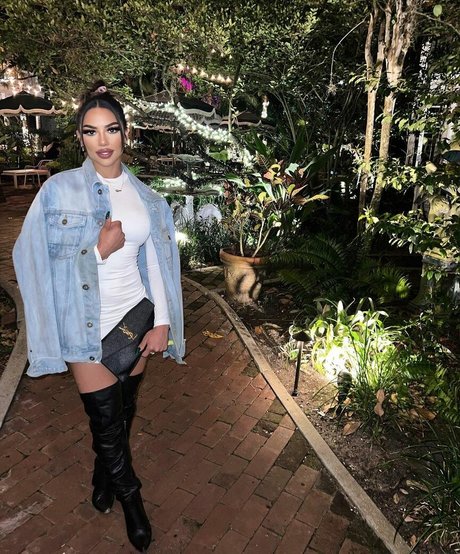 Keahla White estrella porno foto