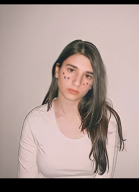 Weirdrole modelo hd imágenes