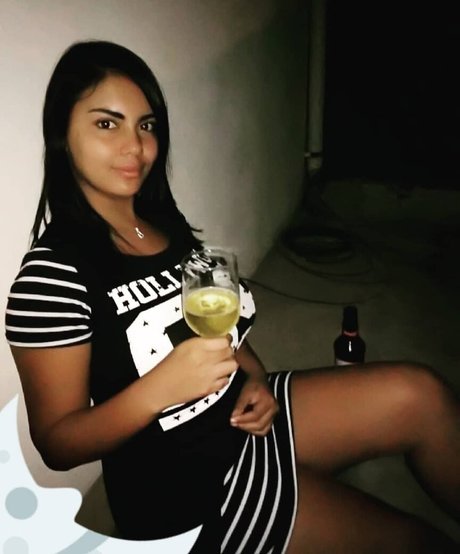 Evelim Alves actriz de alta calidad foto