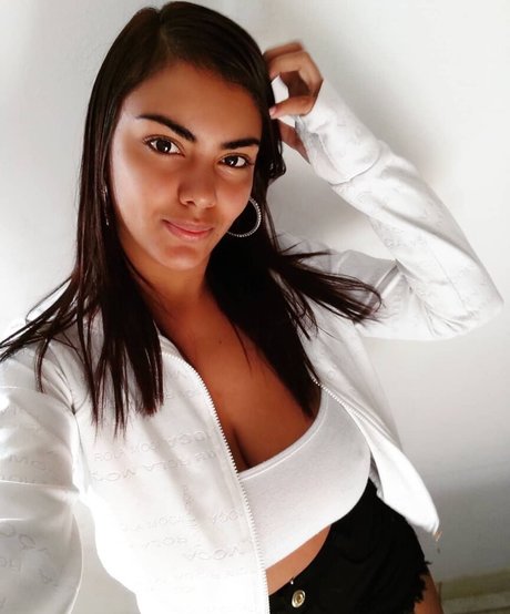 Evelim Alves bonita estrella porno foto