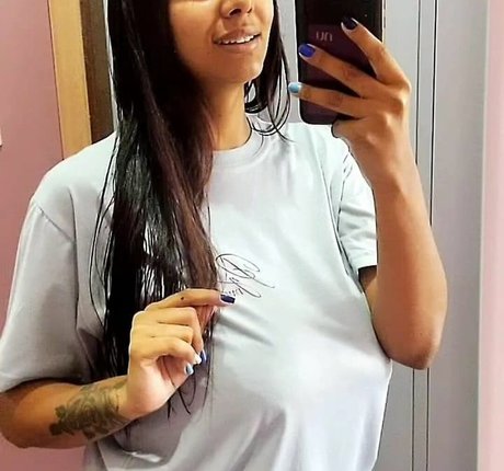 Evelim Alves hermosa modelo fotos