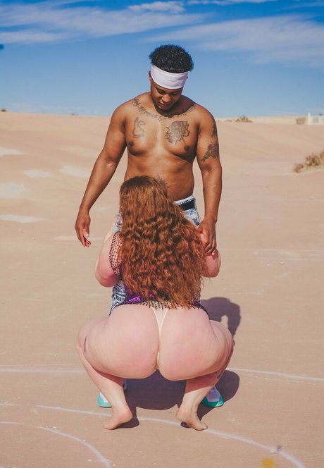 myliemoore estrella erótica galería