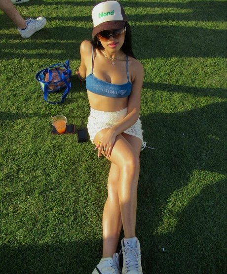 Emma Regala estrella porno hd foto