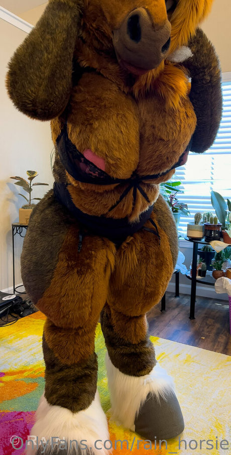 rain horsie estrella porno caliente fotos