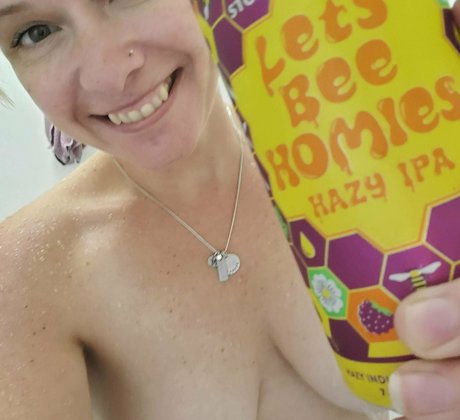 hop momma modelo caliente archivo