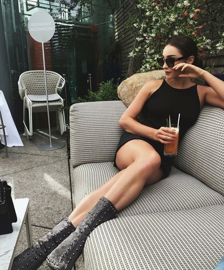 Coco Lodge desnudos de estrellas archivo