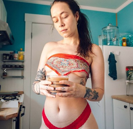 Nina Defilla modelo caliente recopilación