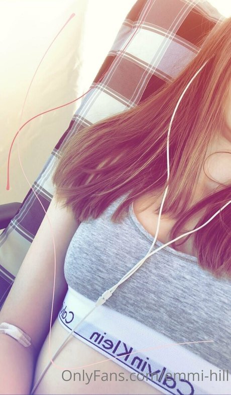 emmi hill estrella porno del sexo galerías