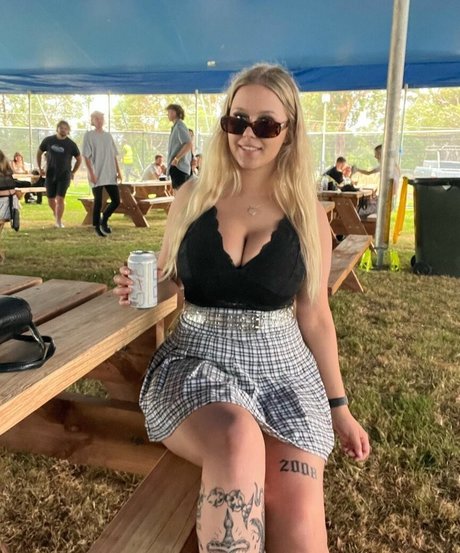 scorpio milk estrella porno hd galerías