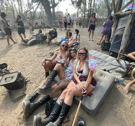 scorpio milk estrella porno perfecta archivo